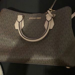 Michael Kors Crossbody bag